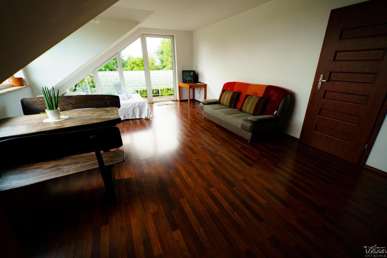 Isaan Ostrzyce Guest House Экстерьер фото