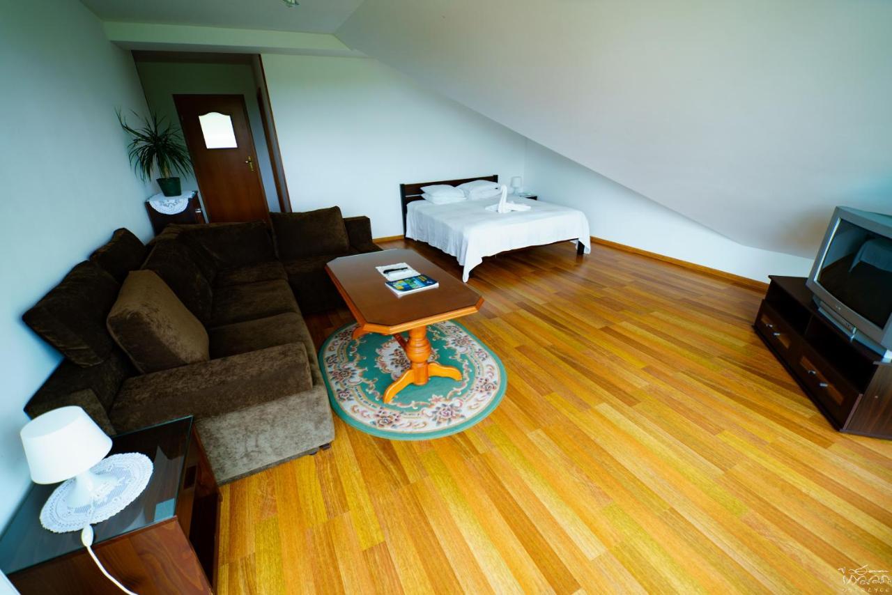 Isaan Ostrzyce Guest House Экстерьер фото