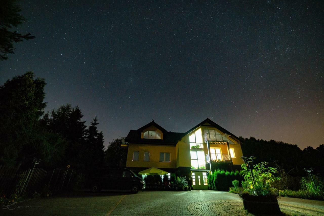 Isaan Ostrzyce Guest House Экстерьер фото